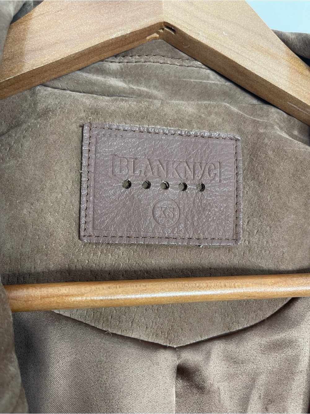 Blank NYC Taupe Brown Leather Suede Moto Jacket Bikercore Cropped Zip Buckle XS - Picture 9 of 10